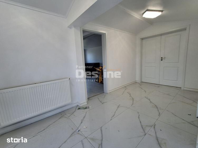 Casă cu 6 camere cu Teren 500 Mp în Miroslava