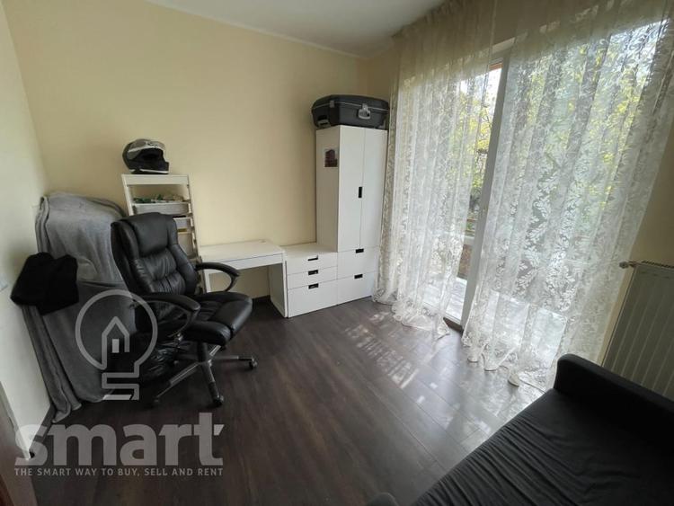 Apartament cu 3 camere semidecomandat în Andrei Mureșanu
