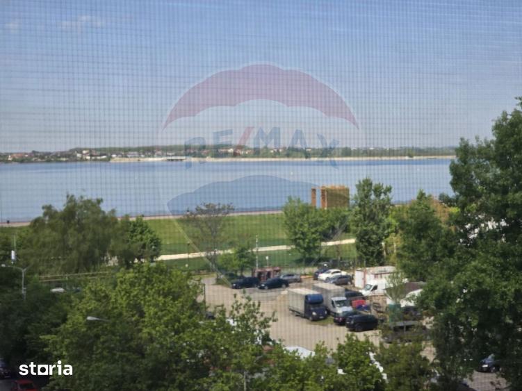 DE INCHIRIAT Apartament cu 3 camere in zona Crangasi - 1