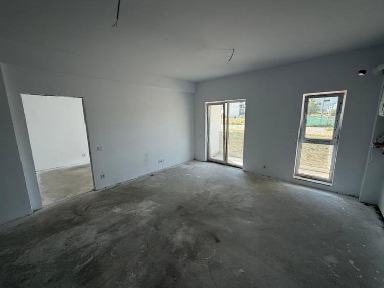 Apartament cu 2 camere semidecomandat în Florești — fotografia 1