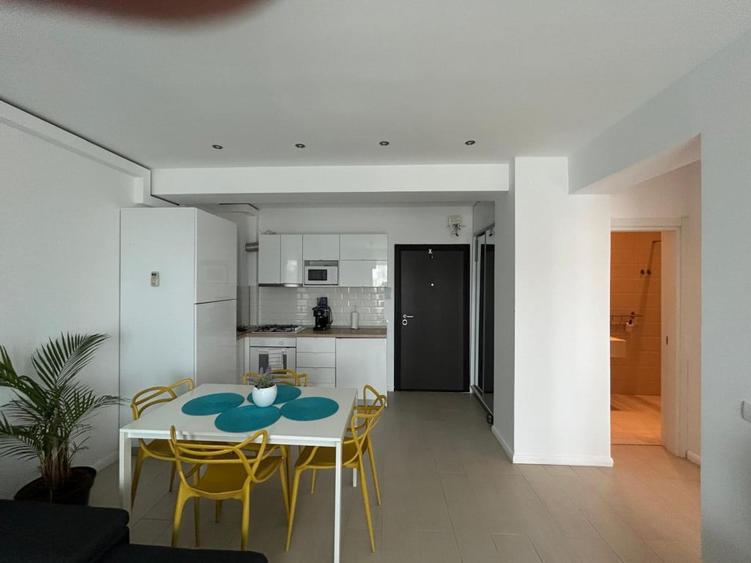 Apartament cu 2 camere semidecomandat în Central