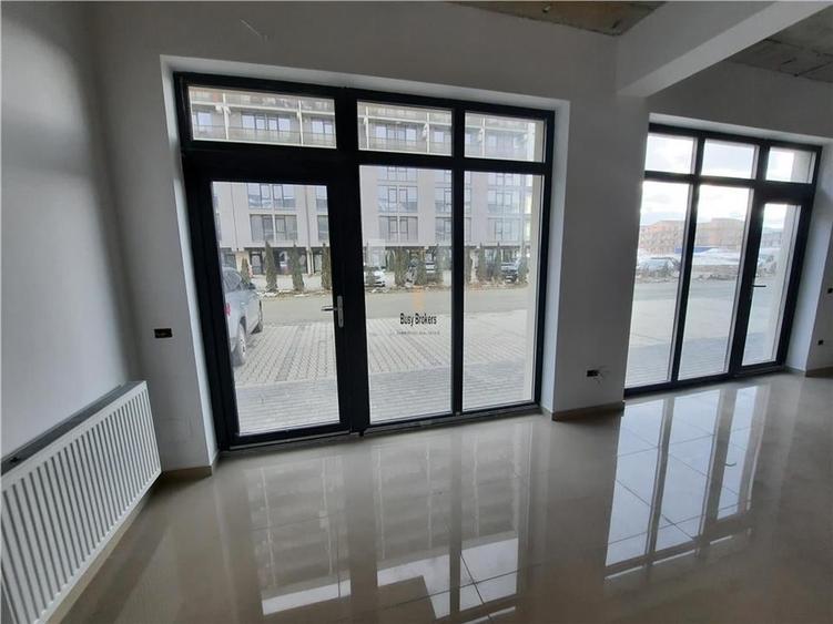 Spațiu comercial, de 76 mp, în Șelimbăr