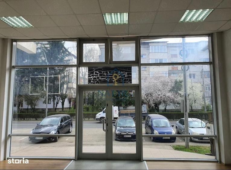 Spațiu comercial, de 145 mp, în Republicii