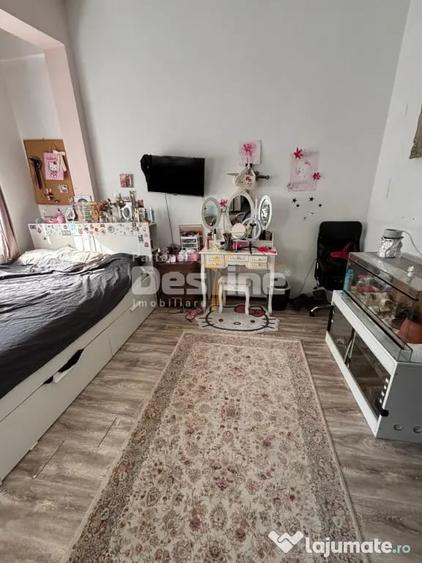 Casă cu 3 camere cu Teren 65 Mp în Central