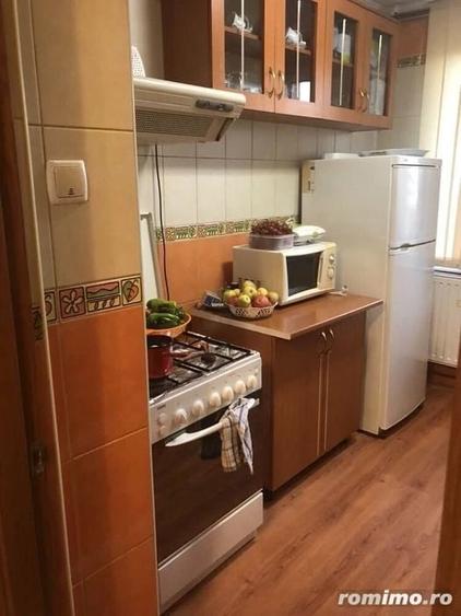 Garsonieră decomandată în Domenii
