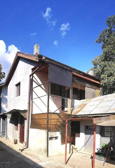 Casa de vanzare in Tunari cu teren in suprafata de 700 mp la 139.000 - 5