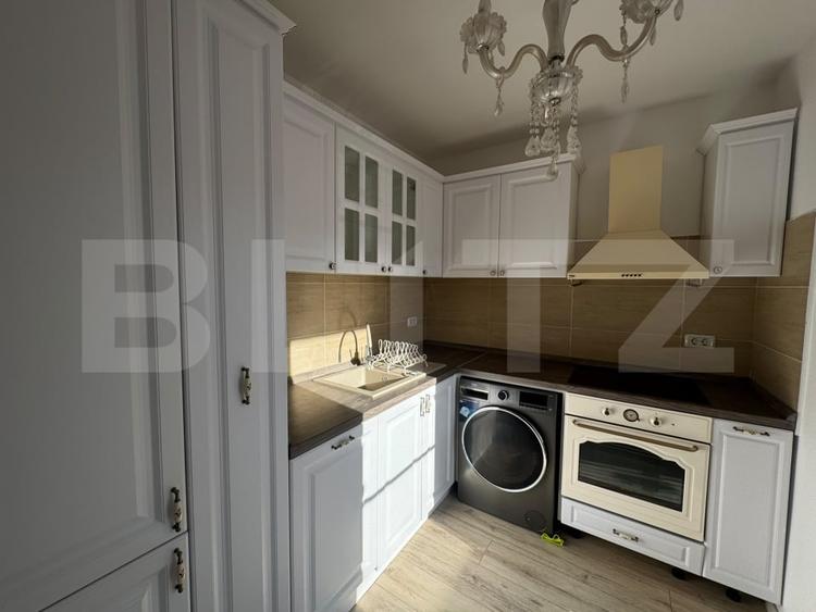 Apartament cu 3 camere decomandat, mobilat în Calea Urseni