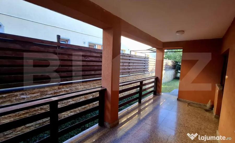 Casă cu 7 camere cu Teren 500 Mp în Bună Ziua