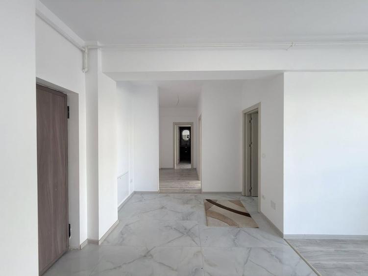 Apartament cu 3 camere în Giroc — fotografia 3
