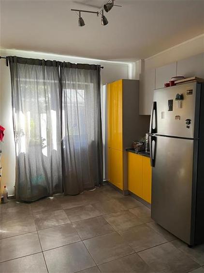 Casă cu 4 camere cu Canalizare în Ultracentral