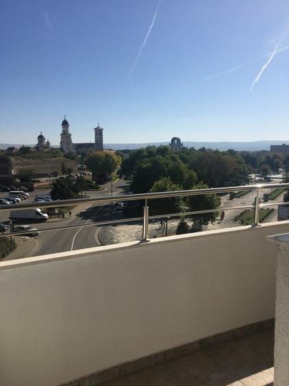Apartament cu 2 camere decomandat, mobilat în Cetate — fotografia 1