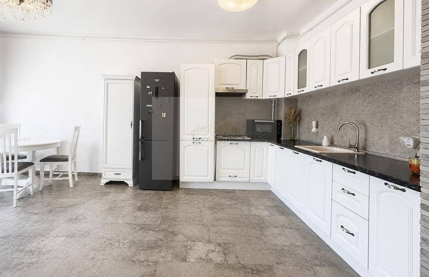 Apartament cu 2 camere semidecomandat, mobilat în Mănăștur