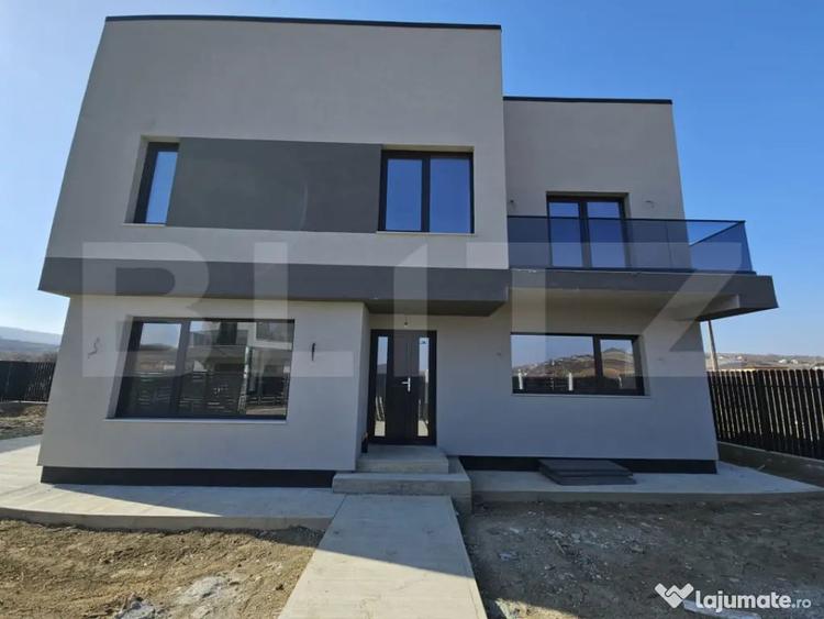 Vila de lux cu 4 camere in Tomesti - 4