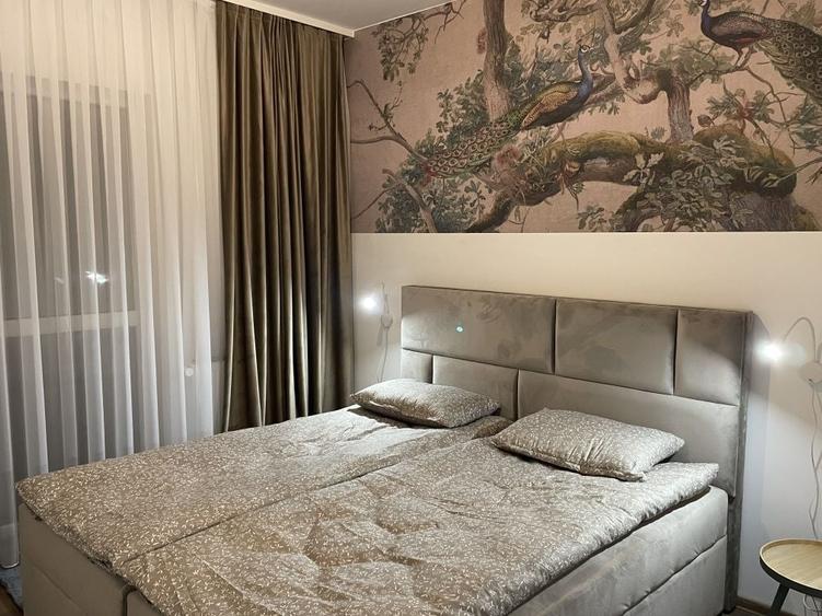 Apartament cu 3 camere decomandat în Spitalul Județean