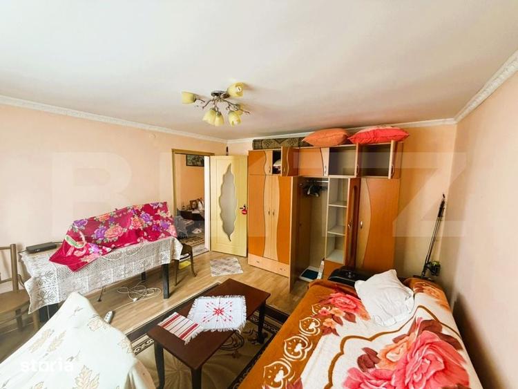 Casă cu 2 camere cu Teren 6600 Mp în Ițcani