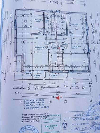 Casă individuală cu 14 camere cu Canalizare în Copou