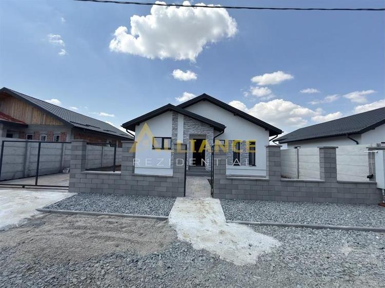 Casă individuală cu 4 camere cu Teren 427 Mp în Berceni