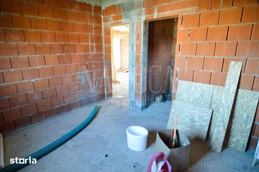 Casă cu 3 camere cu Teren 490 Mp în Central