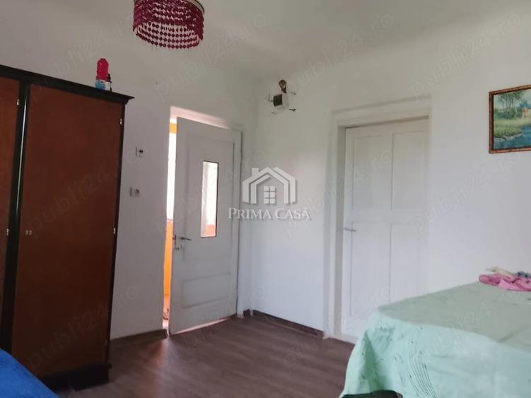 Casă cu Teren 700 Mp în Dealu Viei
