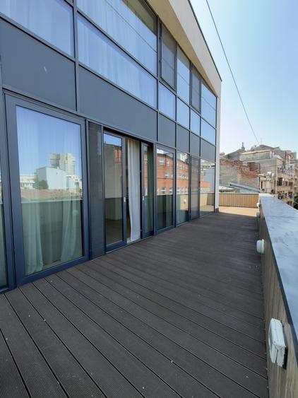 Apartament cu 3 camere decomandat în Universitate