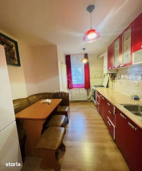 Apartament 3 decomandate , piata Zorilor - 7