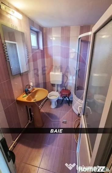 Casă cu 2 camere cu Teren 197 Mp în Central