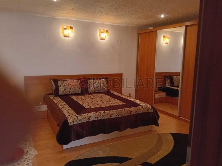 Duplex cu 5 camere cu Teren 327 Mp în Cetății