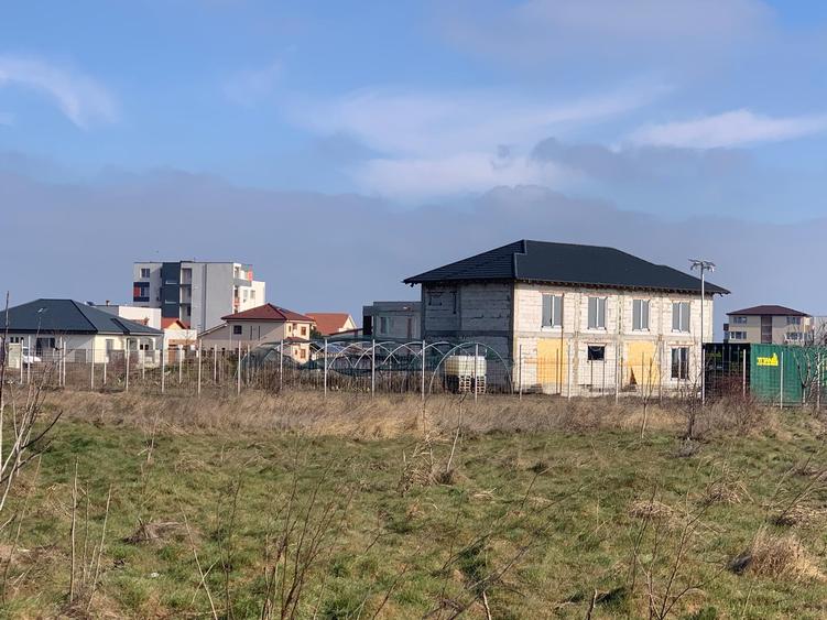 Teren Construcții intravilan de 500 mp, în Km 5