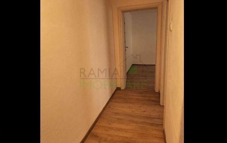 Apartament cu 2 camere decomandat în 13 Decembrie