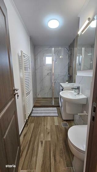 Apartament cu 2 camere semidecomandat în Gojdu