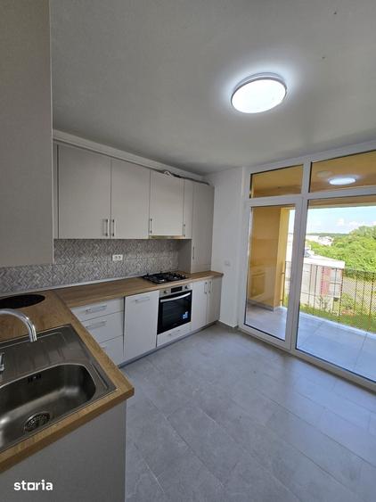 Apartament cu 2 camere în Dumbrăvița