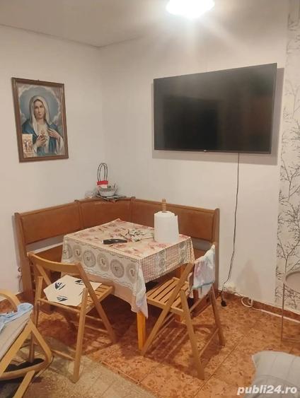 Apartament cu 3 camere semidecomandat în Central