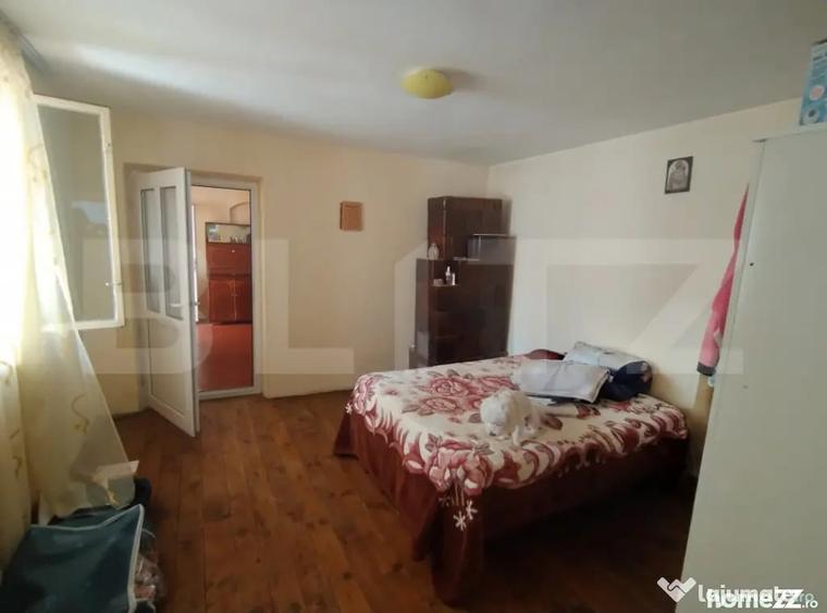 Casă cu 4 camere cu Teren 1100 Mp în Central