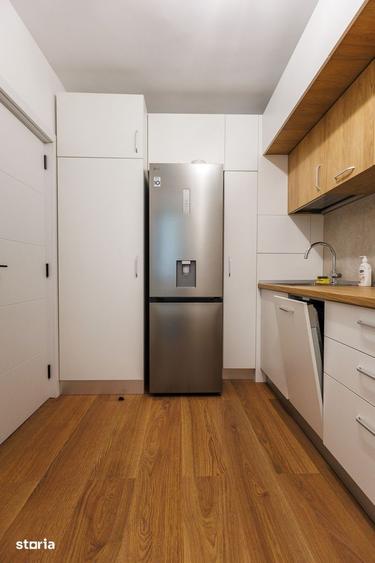 Apartament cu 3 camere decomandat în Primăverii