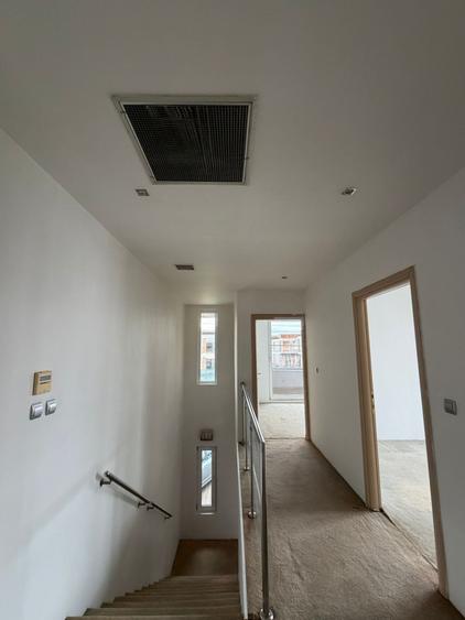 Casă individuală cu 4 camere cu Canalizare în Tunari