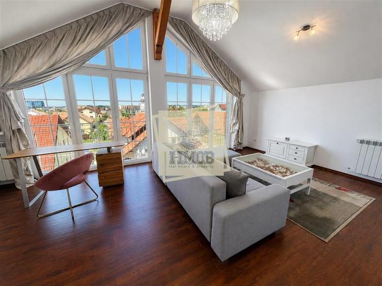Apartament cu 3 camere decomandat, mobilat în Calea Dumbrăvii