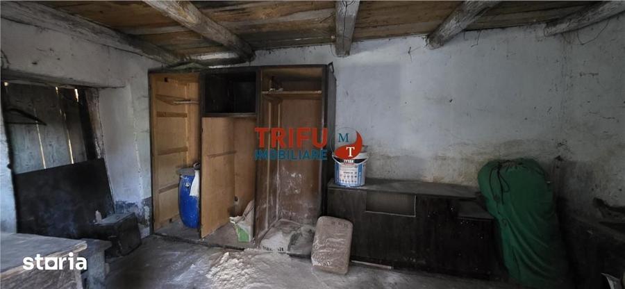 Casă cu 3 camere cu Teren 2398 Mp în Cricău