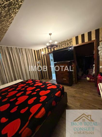 Casă individuală cu 4 camere cu Canalizare în Prundu