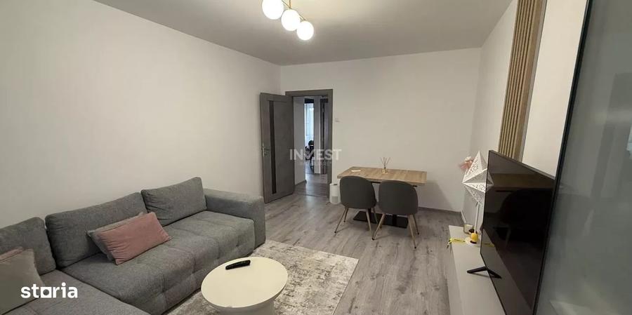 Apartament cu 3 camere decomandat în Alexandru cel Bun