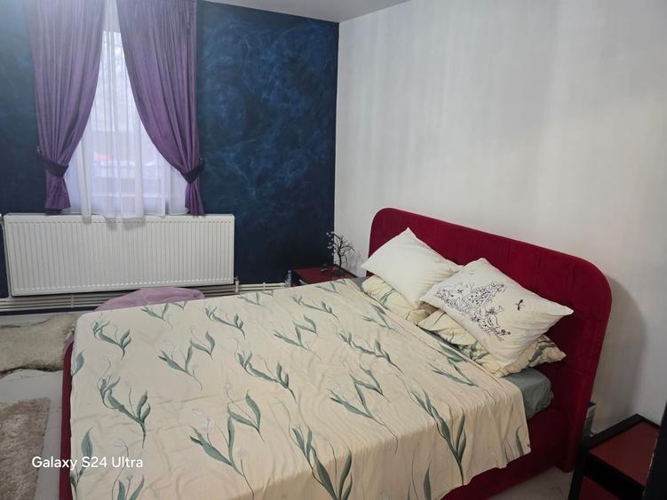 Casă cu 4 camere în Nicolae Bălcescu
