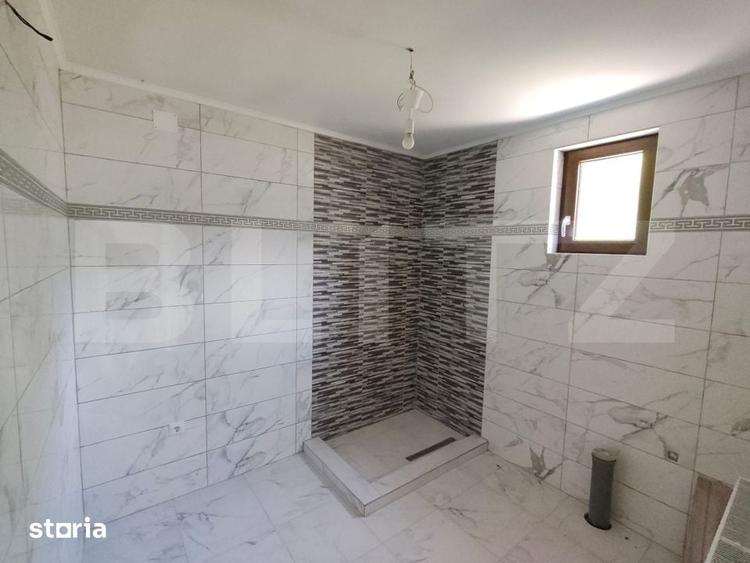 Casă cu 6 camere cu Teren 784 Mp în Central