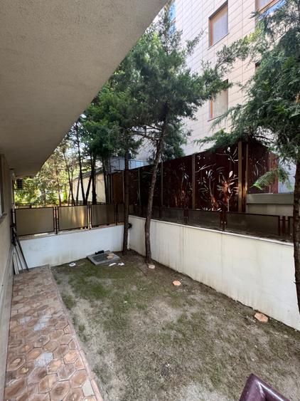 Apartament cu 3 camere decomandat în Herăstrău