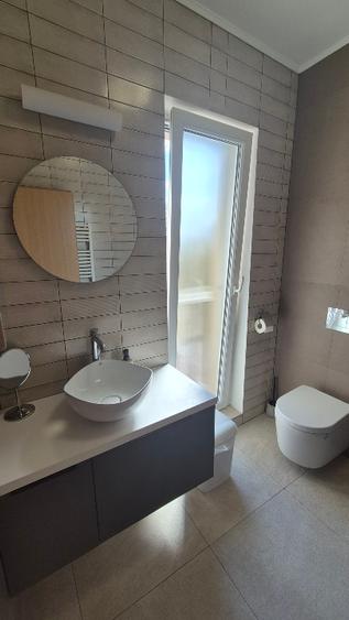 Casă individuală cu 5 camere cu Teren 595 Mp în Săcălaz
