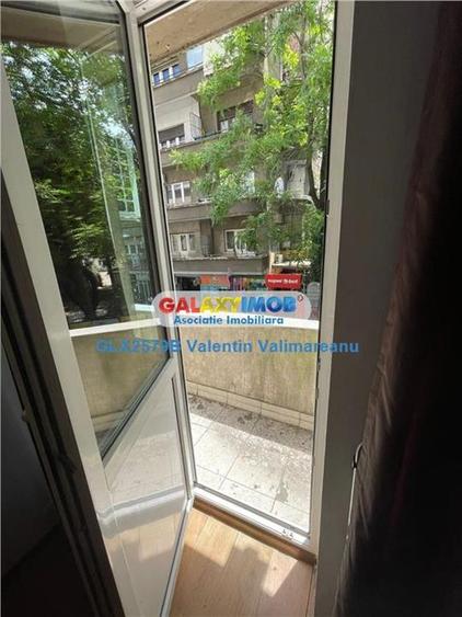 Apartament cu 2 camere decomandat, mobilat în Romană