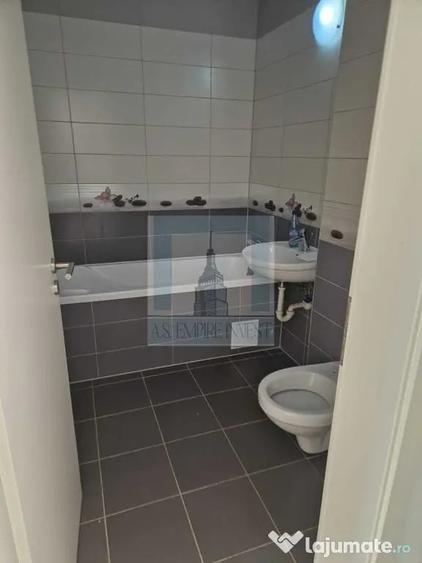 Garsonieră decomandată în Avantgarden
