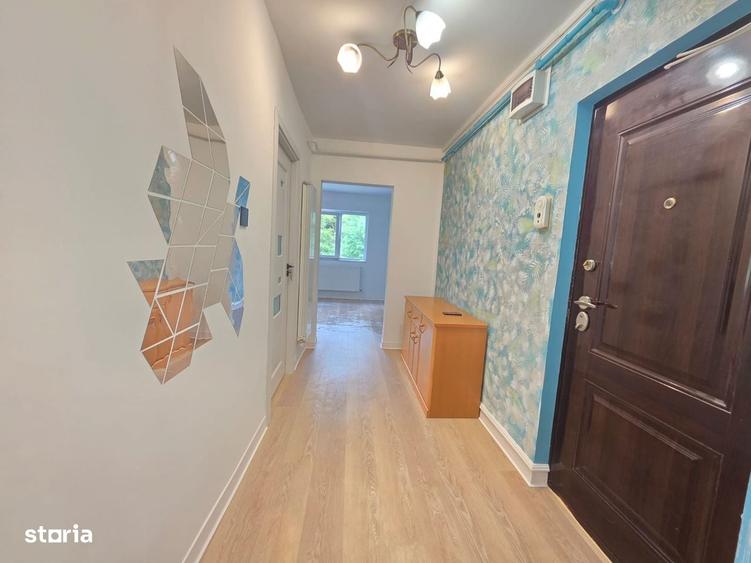 Apartament cu 2 camere decomandat în Central