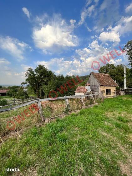 Casă cu 2 camere cu Teren 537 Mp în Boroșneu Mare