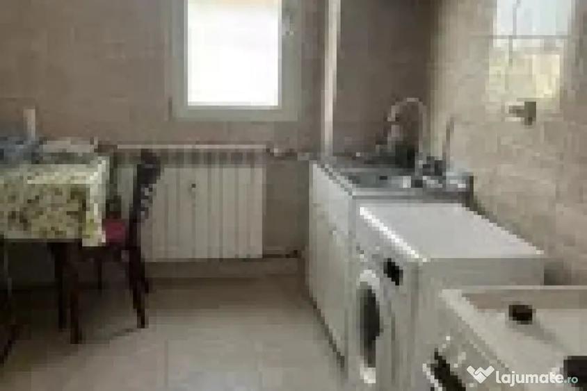 Apartament cu 2 camere decomandat în Brazda lui Novac