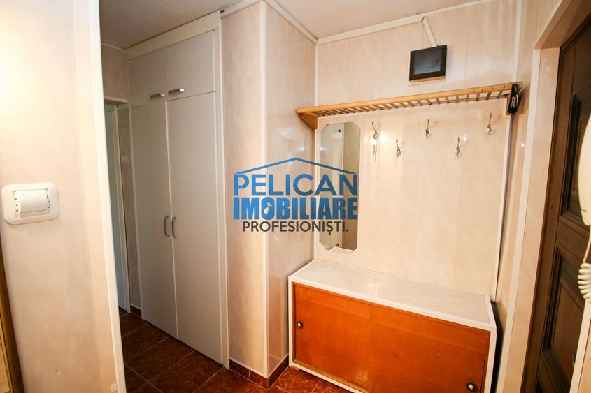 Apartament cu 2 camere decomandat în E3