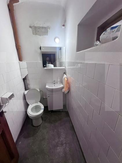 Casă cu 5 camere cu Canalizare în Ultracentral